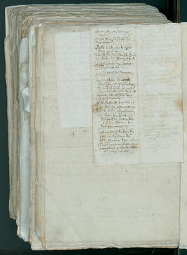 685v