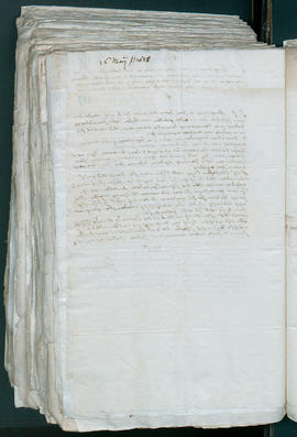 559v