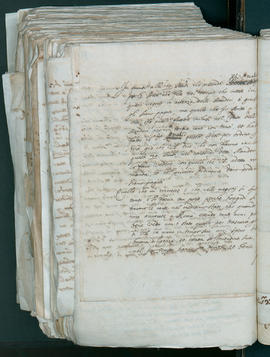 684v