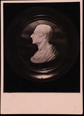 Lagrange Joseph Louis, busto in cornice tonda